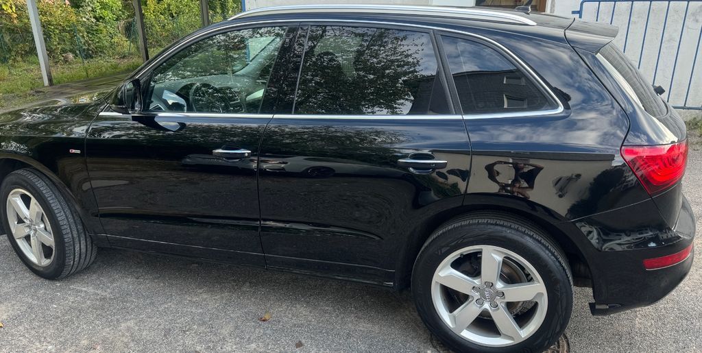 Audi Q5 108.000 km 19.850 € Velbert 42549