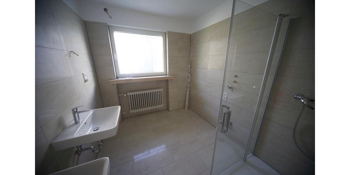 Großzügiges Haus auch Mehrgenerationen in Wuppertal-Dönberg 10 zimmer