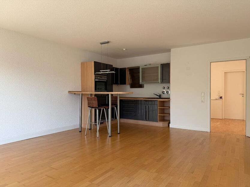 3,5Zimmerwohnung, Balkon, EBK und Garage! Provisionsfrei!!