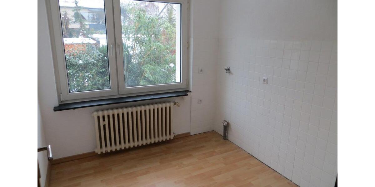 Erdgeschoßwohnung Ratingen - 3 Zimmer, 77 m&sup2;, 900&euro; | Angebot:26372652