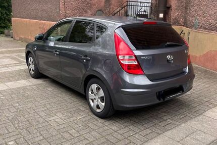 Hyundai i30 170.000 km 3.200 &euro; Bochum 44809