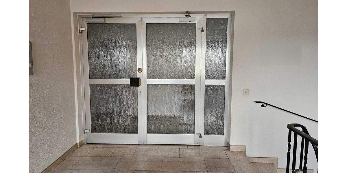 Repräsentative Büroetage in RE-Hillerheide, 380m² im 1.OG, verkehrsgünstige Lage, Klima, teilmöbliert, 8,50€m², provisionsfrei 1 zimmer