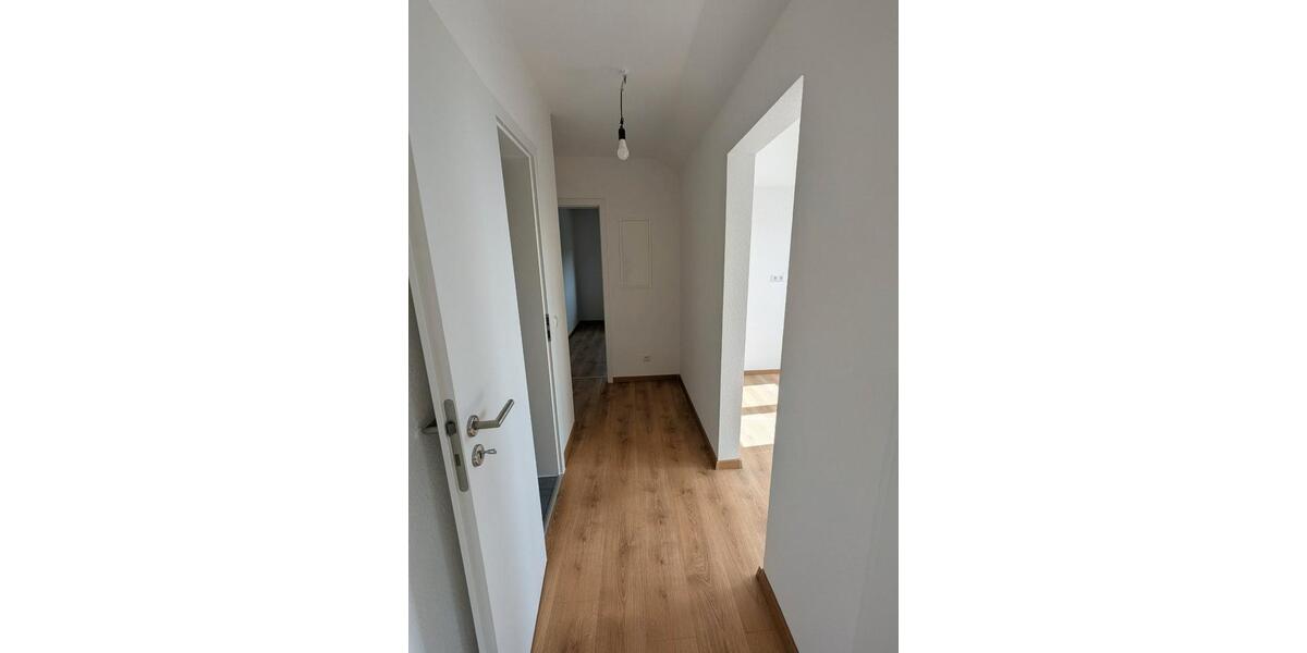 Dachgeschoßwohnung Essen Stadtbezirk IV - 2 Zimmer, 50 m&sup2;, 440&euro; | Angebot:26356335