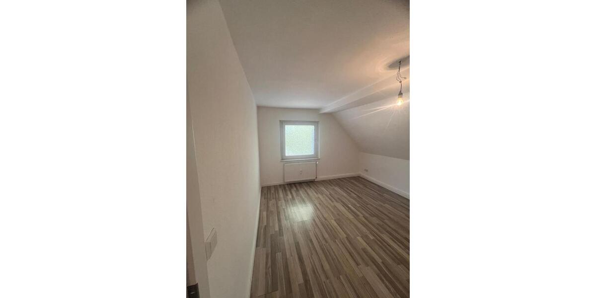 Etagenwohnung Gelsenkirchen Gelsenkirchen-Mitte - 3 Zimmer, 76 m&sup2;, 520&euro; | Angebot:26358534