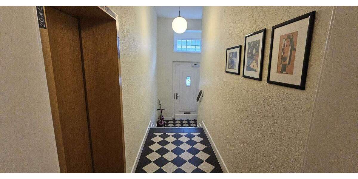 Etagenwohnung Essen Huttrop - 3 Zimmer, 87 m&sup2;, 250.000&euro; | Angebot:25631079