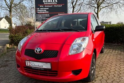 Toyota Yaris 156.000 km 2.750 &euro; Velbert 42551