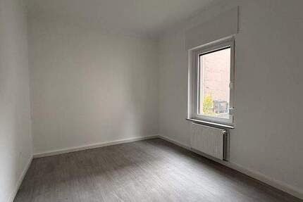 Helle 2-Zimmer-Wohnung im Erdgeschoss - zentral gelegen in Bochum-Werne 2 zimmer