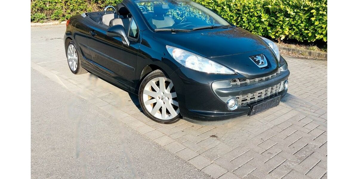 Peugeot 207 74.000 km 3.890 &euro; Wuppertal 42279