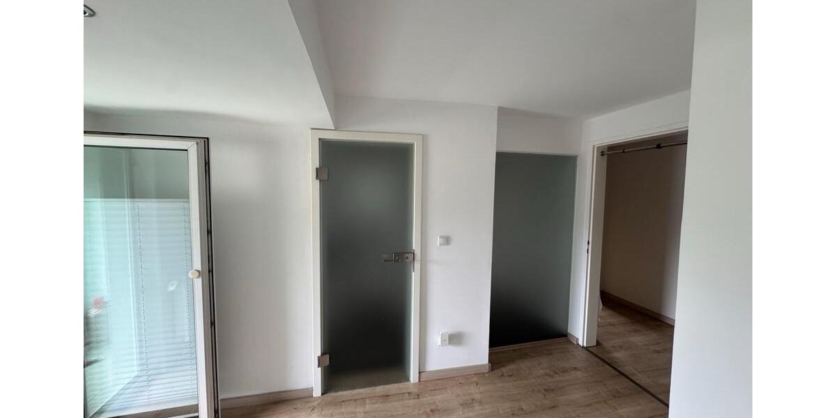 Dachgeschoßwohnung Bochum Bochum-Mitte - 2 Zimmer, 61 m&sup2;, 119.000&euro; | Angebot:27248890