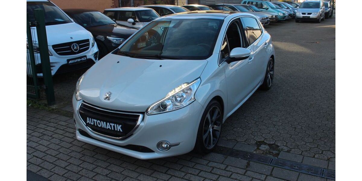 Peugeot 208 129.000 km 7.900 &euro; Duisburg 47139