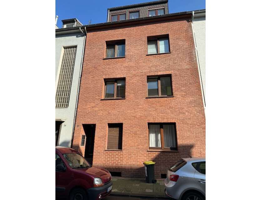 Haus zum Kaufen in Mülheim an der Ruhr 329.000 € 250 m²
