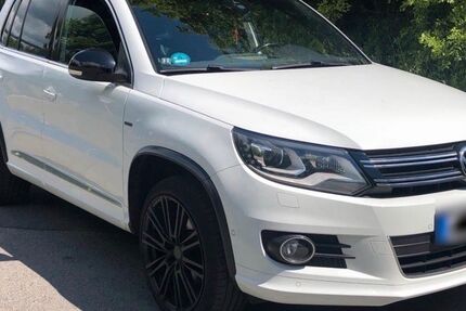 VW Tiguan 169.500 km 16.500 &euro; Wuppertal 42389