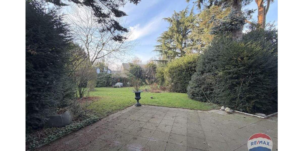 Einfamilienhaus Dinslaken Innenstadt - 8 Zimmer, 240 m&sup2;, 698.000&euro; | Angebot:25246150