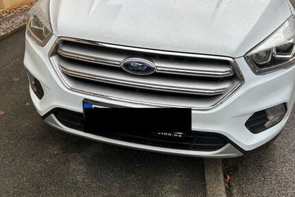 Ford Kuga 90.000 km 17.900 &euro; Gevelsberg 58285