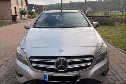 Mercedes-Benz 200 84.970 km 13.500 &euro; Duisburg 47249