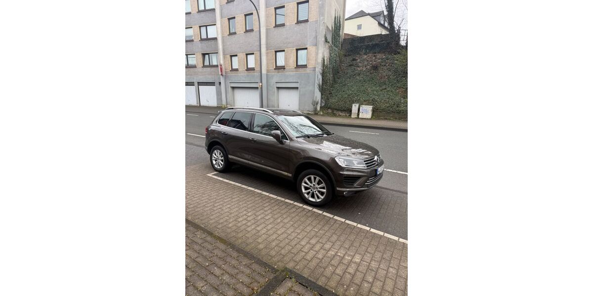 VW Touareg 171.300 km 19.789 &euro; Wuppertal 42369