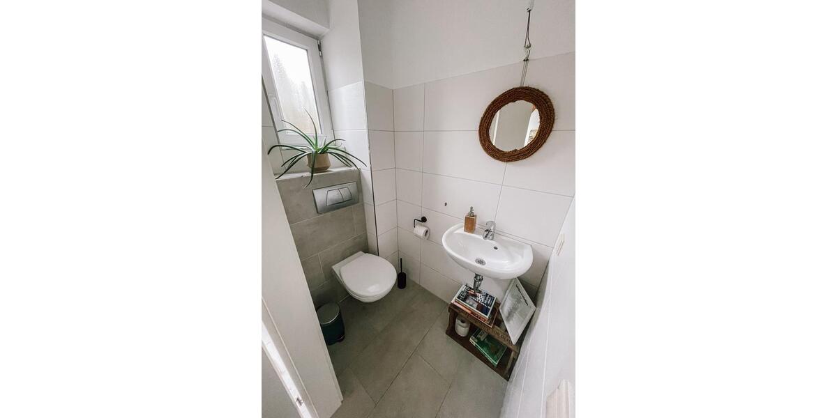 Reihenhaus Essen Stadtbezirk VI - 5 Zimmer, 127 m&sup2;, 1.970&euro; | Angebot:25307308