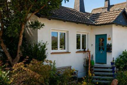 Haus Dortmund Aplerbeck - 7 Zimmer, 208 m&sup2;, 385.000&euro; | Angebot:27148203