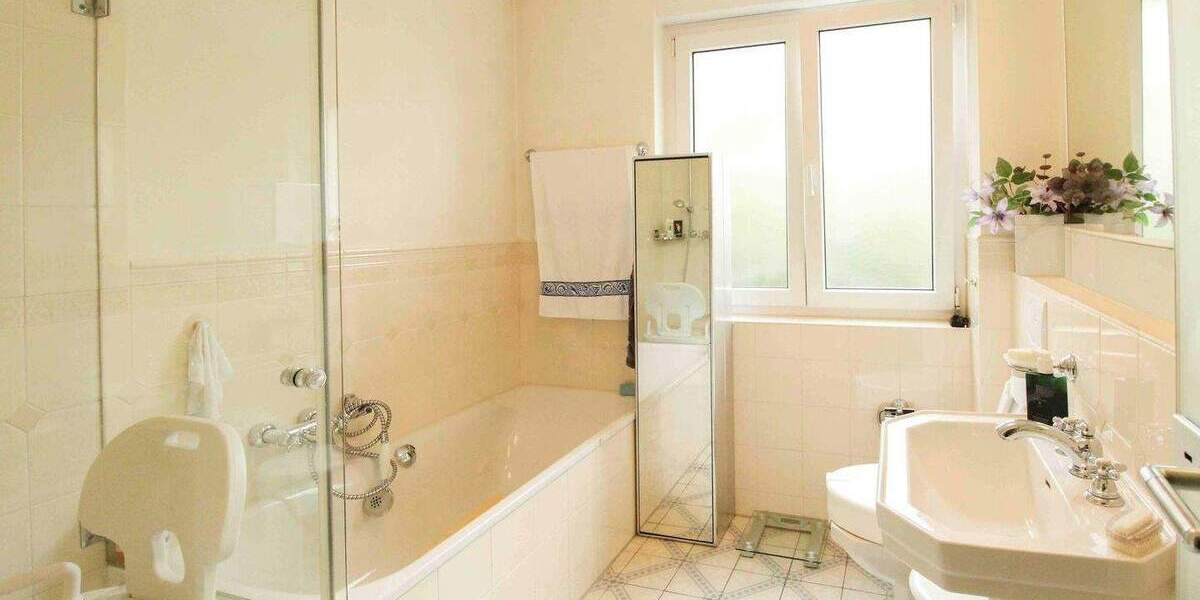 Wohnen im Grünen - charmante Erdgeschosswohnung mit Garten und Terrasse am Waldrand 3 zimmer