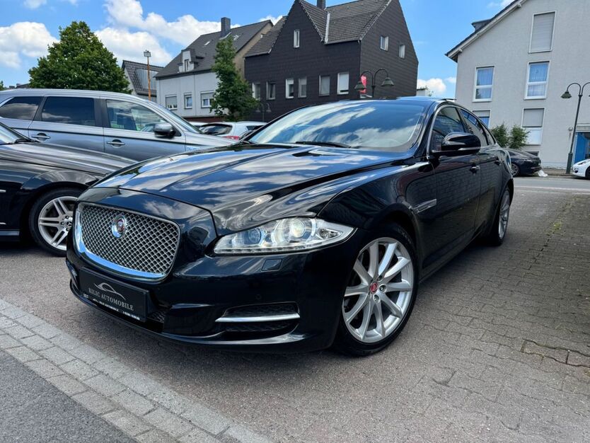 Jaguar XJ 77.000 km 20.997 € Herten 45699