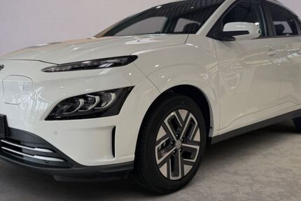 Hyundai KONA 32.353 km 23.490 &euro; Velbert 42555