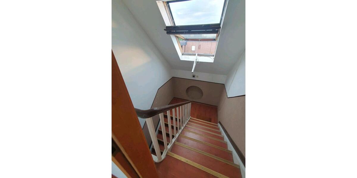 Dachgeschoßwohnung Gelsenkirchen - 2 Zimmer, 96 m&sup2;, 139.000&euro; | Angebot:25636925