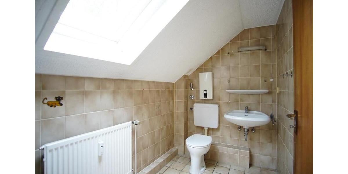 ERSTBEZUG nach Sanierung + Einzug ab 01.03.2026 möglich! 2 zimmer