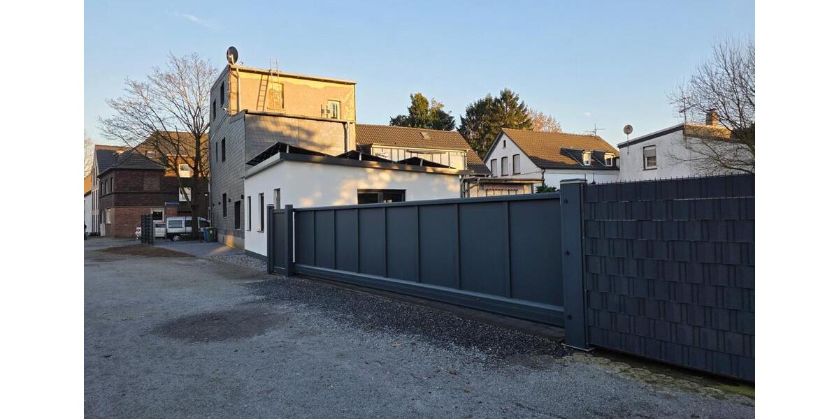 Mehrfamilienhaus, Wohnhaus Oberhausen Biefang - 7 Zimmer, 208 m&sup2;, 420.000&euro; | Angebot:25635865