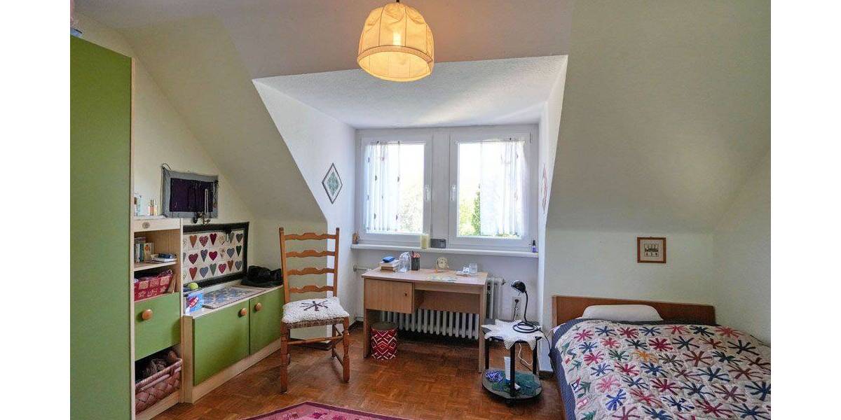 Doppelhaushälfte Bochum Wattenscheid - 6 Zimmer, 131 m&sup2;, 195.000&euro; | Angebot:23956633