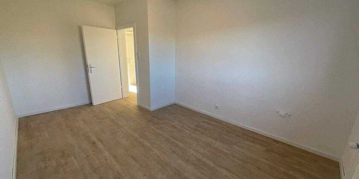 Etagenwohnung Wuppertal Barmen - 4 Zimmer, 94 m&sup2;, 759&euro; | Angebot:24802686