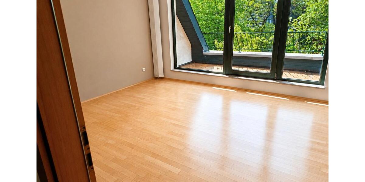 Dachgeschoßwohnung Bochum Wiemelhausen - 2 Zimmer, 53 m&sup2;, 180.000&euro; | Angebot:26716091