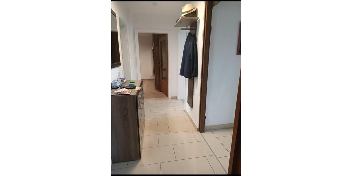 Erdgeschoss Wohnung ideal für ältere Menschen zu vermieten 3 zimmer