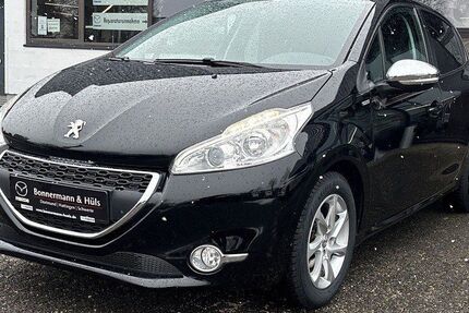 Peugeot 208 78.777 km 6.890 &euro; Dortmund 44263
