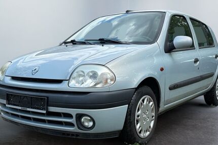 Renault Clio 58.000 km 2.450 &euro; Dortmund 44149