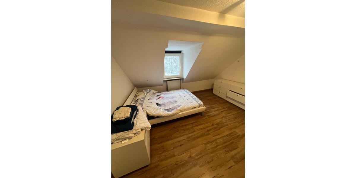 Dachgeschoßwohnung Dortmund Hombruch - 3 Zimmer, 45 m&sup2;, 118.000&euro; | Angebot:24726141