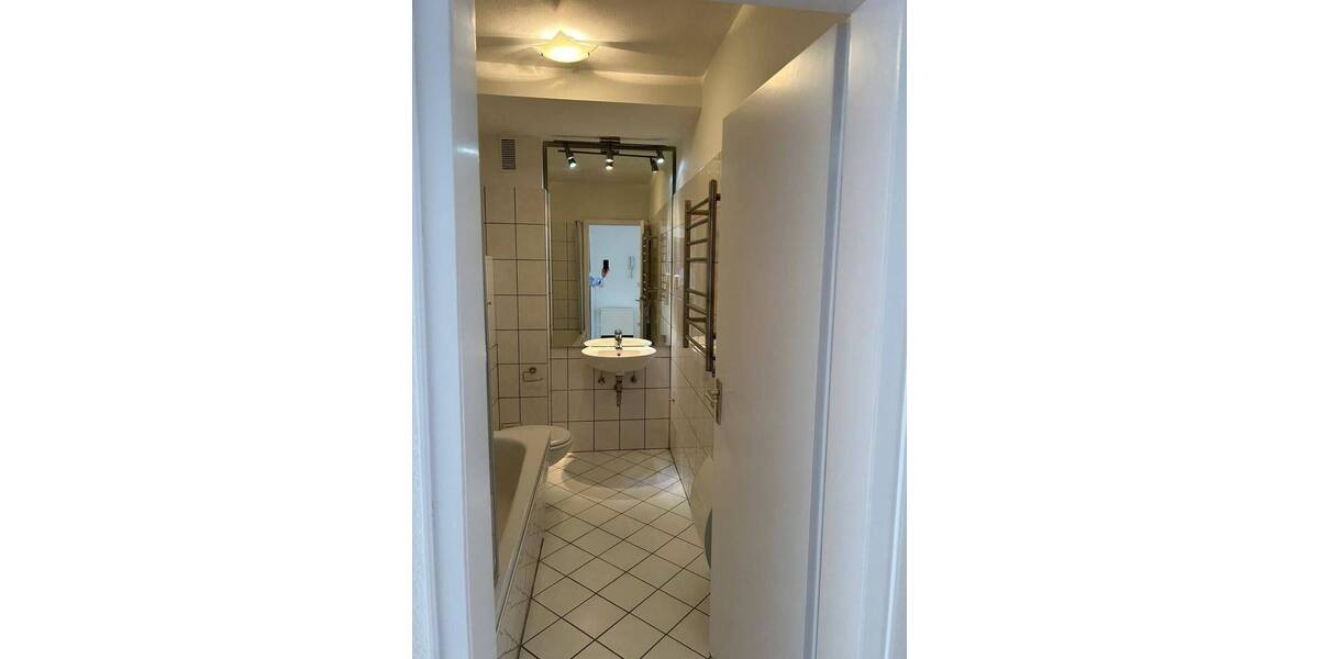 Etagenwohnung Essen Bergerhausen - 3 Zimmer, 80 m&sup2;, 580&euro; | Angebot:25264122