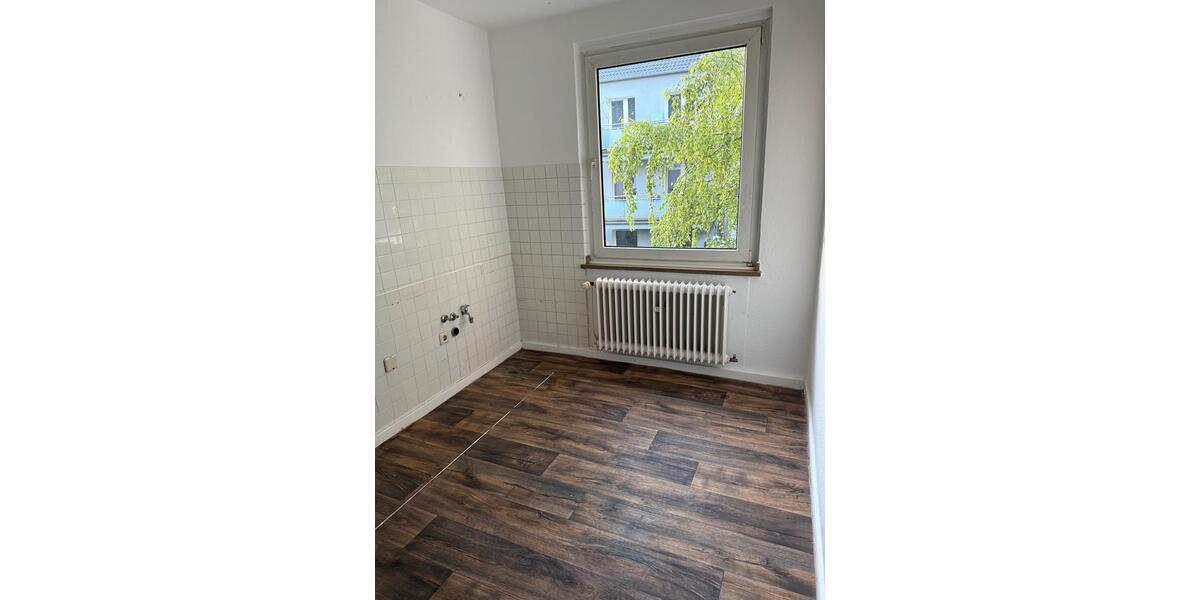 Etagenwohnung Dortmund Innenstadt West - 3 Zimmer, 65 m&sup2;, 950&euro; | Angebot:26376136