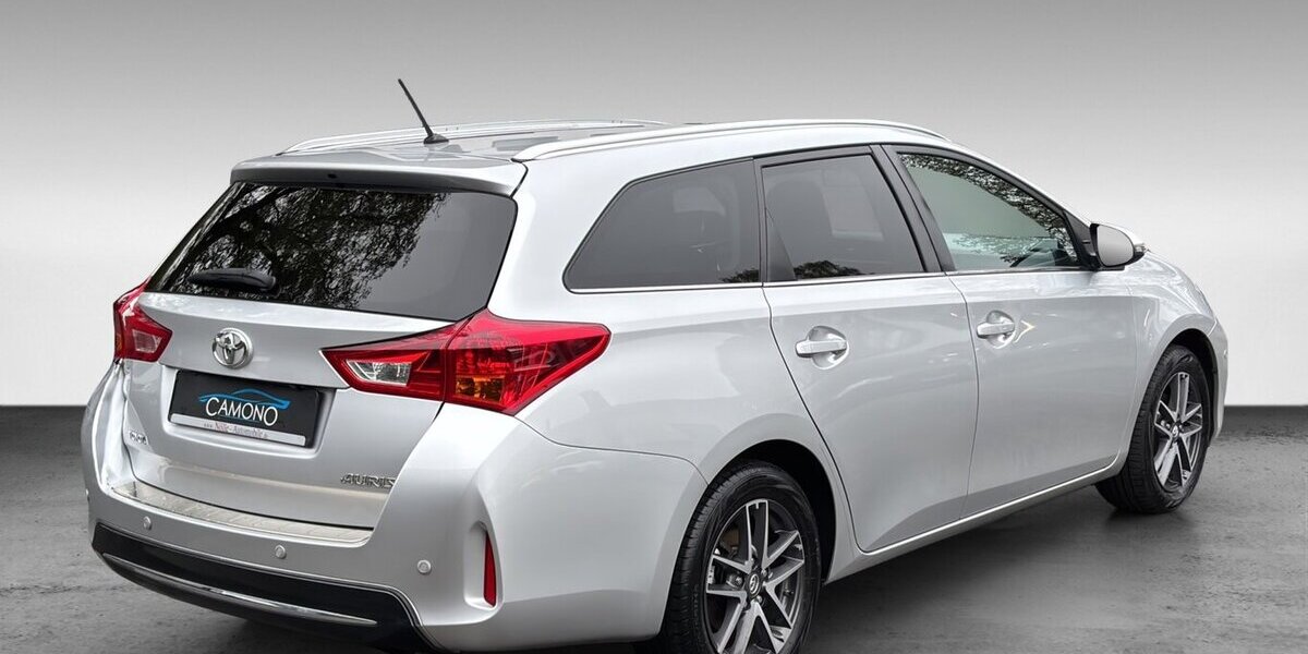 Toyota Auris Edition Klima Navi Kamera 132.068 km 8.600 &euro; Wuppertal 42327