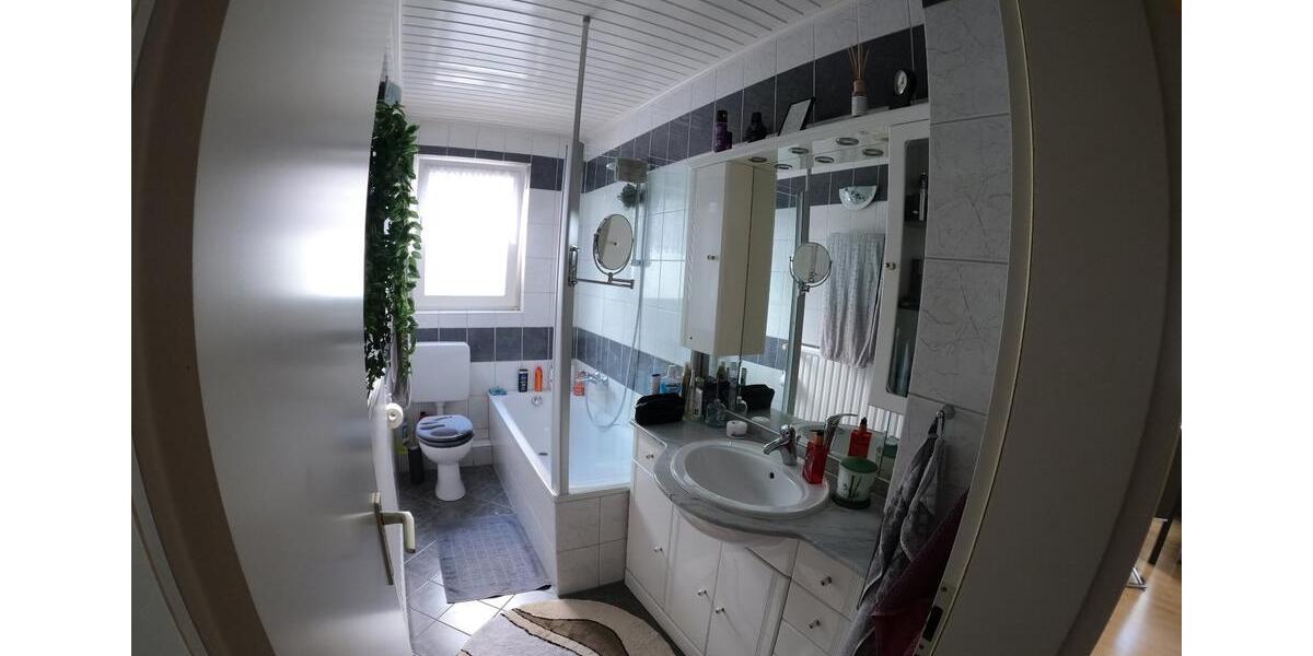 Etagenwohnung Wuppertal Gemarkung Langerfeld - 4 Zimmer, 99 m&sup2;, 225.000&euro; | Angebot:27096139