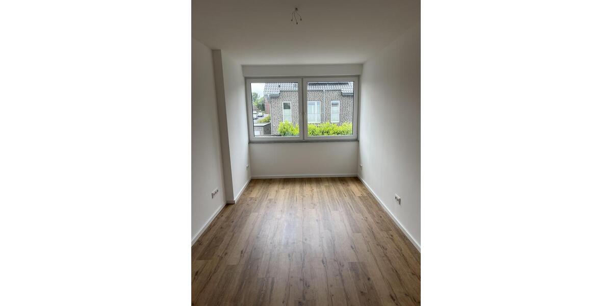 Reihenhaus Duisburg Hochheide - 4 Zimmer, 105 m&sup2;, 1.480&euro; | Angebot:26600434