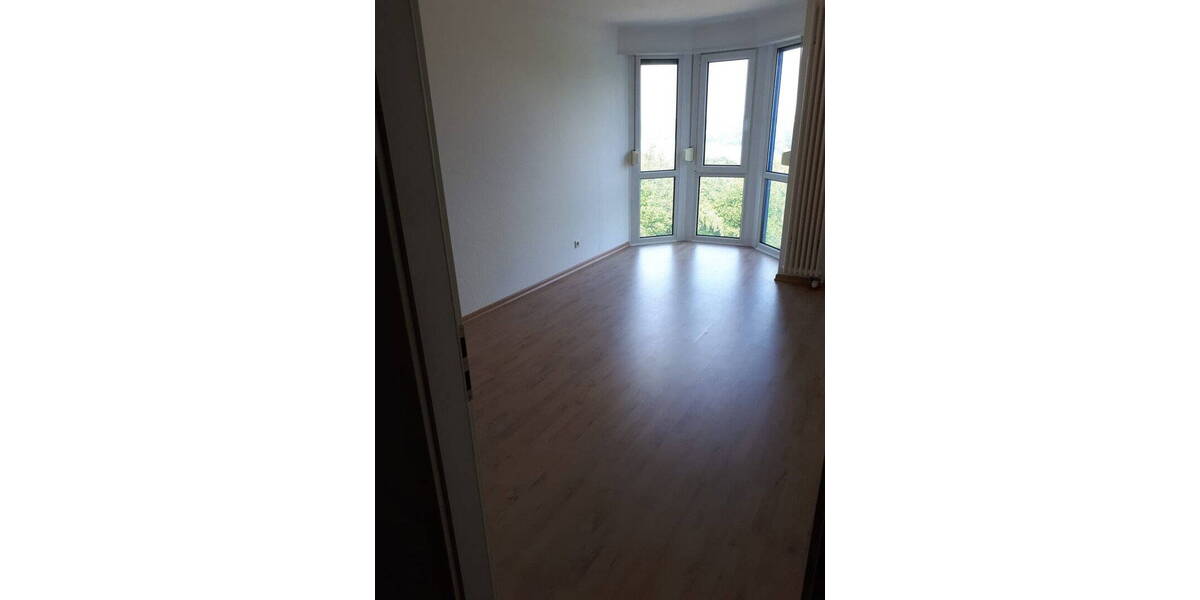 Etagenwohnung Bochum Linden - 3 Zimmer, 102 m&sup2;, 1.050&euro; | Angebot:26413975