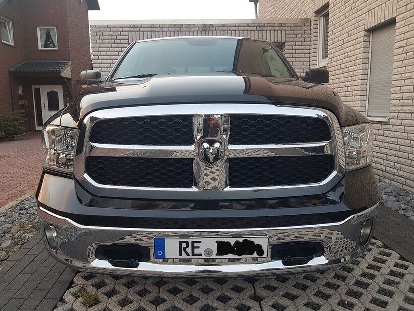 Ram 2500 Crew Cab Pick-up