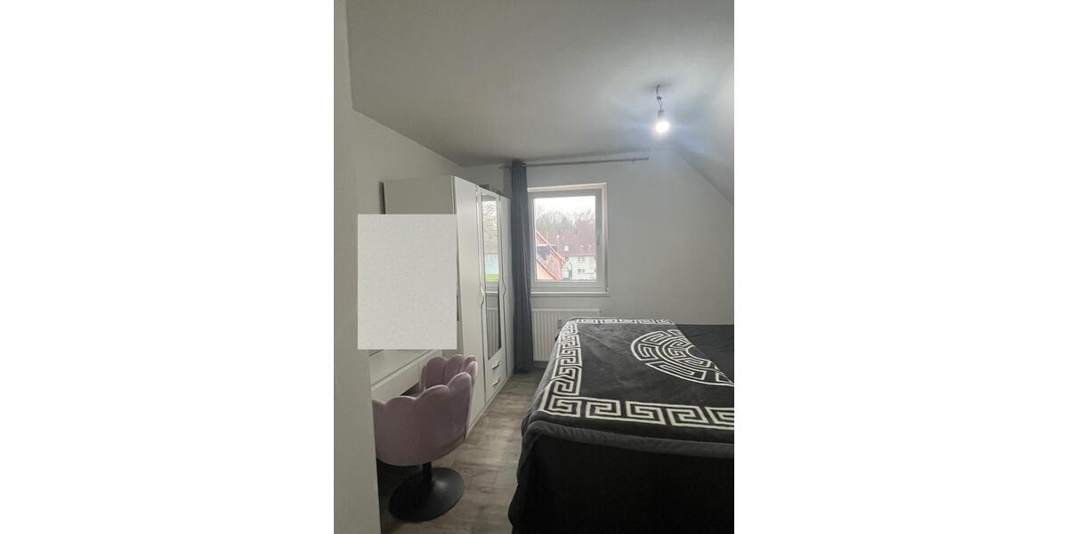 Dachgeschoßwohnung Heiligenhaus - 2 Zimmer, 44 m&sup2;, 600&euro; | Angebot:25545166