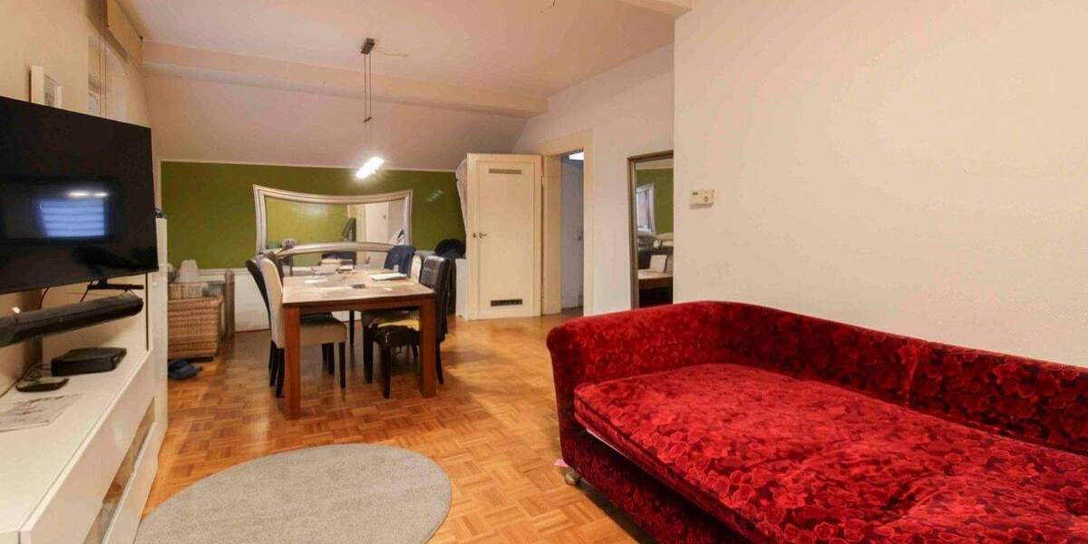 Mehrfamilienhaus, Wohnhaus Bochum Laer - 6 Zimmer, 349.000&euro; | Angebot:25708535