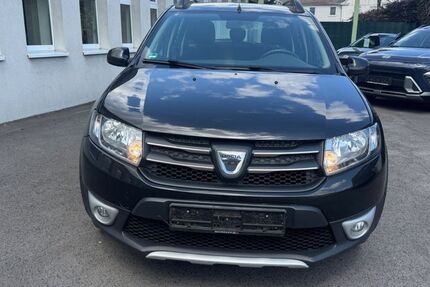 Dacia Sandero 299.000 km 3.999 &euro; Gelsenkirchen 45879