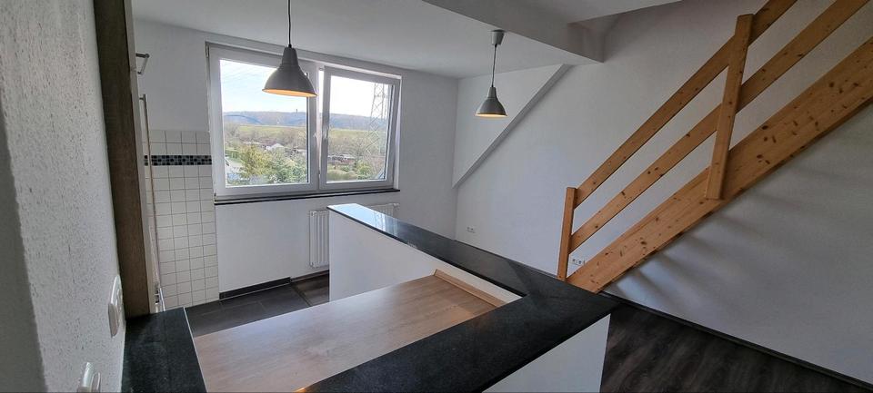 Dachgeschoßwohnung Essen Stadtbezirk V - 2.5 Zimmer, 75 m&sup2;, 940&euro; | Angebot:25304043