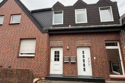 Haus zum Kaufen in Recklinghausen 649.000 € 240 m² 10 zimmer