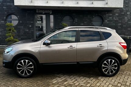 Nissan Qashqai 51.998 km 9.999 &euro; Voerde 46562