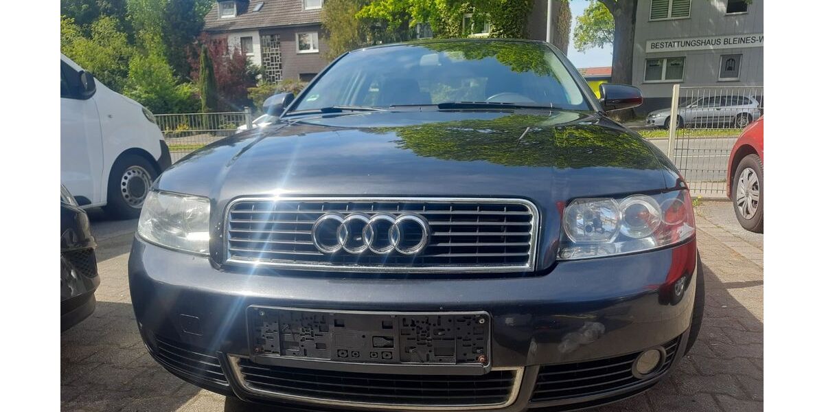 Audi A4 278.000 km 750 &euro; Essen 45276