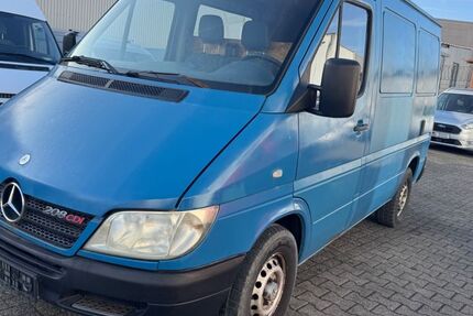 Mercedes-Benz Sprinter 230.000 km 3.490 € Mülheim an der Ruhr 45472